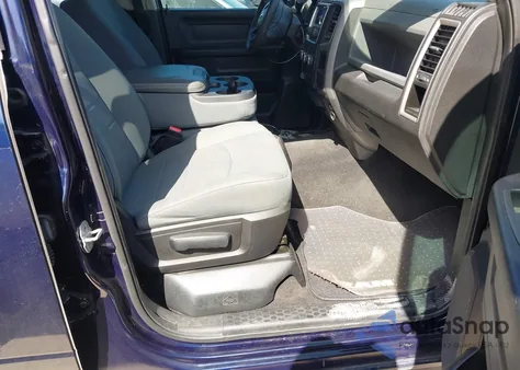 2013 Ram 1500 Express z USA, uszkodzony, nr VIN 1C6RR6KT0DS513158